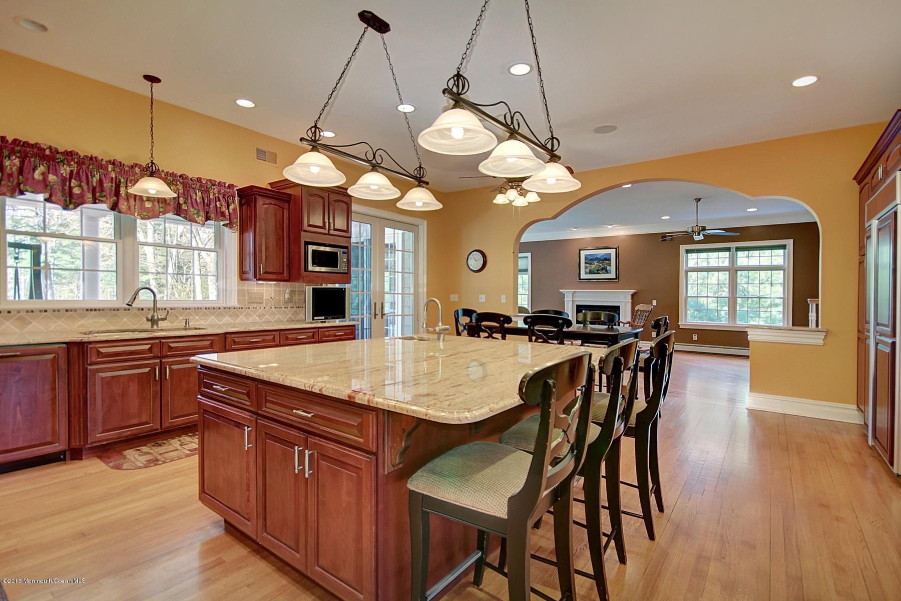 98 Obre Road Colts Neck, NJ 07722 - Photo 12 of 34 166075-009