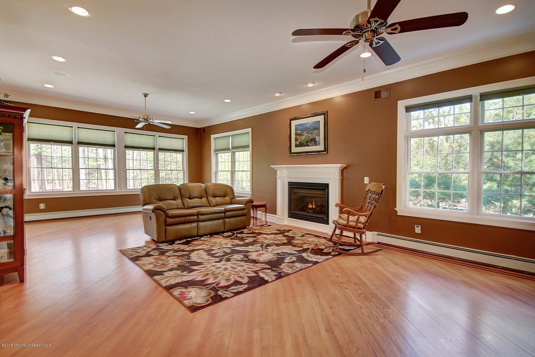 98 Obre Road Colts Neck, NJ 07722 - Photo 10 of 34 166075-006