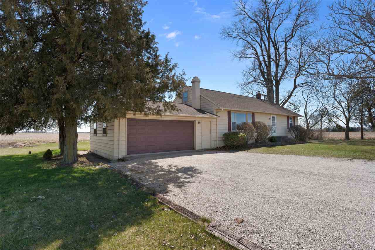 17108 Howe Road Monroeville, IN 46773 - Photo 1 of 14
