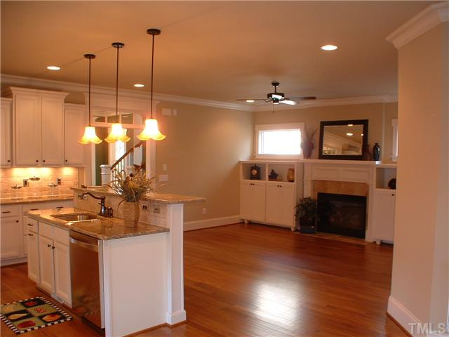 710 Latta Street, Unit 79 Raleigh, NC 27607 - Photo 10 of 25 Den/Family/Great Room