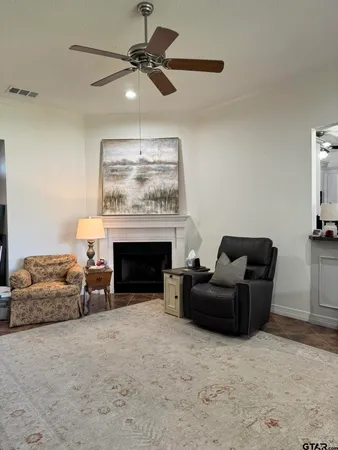 $2,050 | 3421 Iberville Drive, Tyler, TX 75701