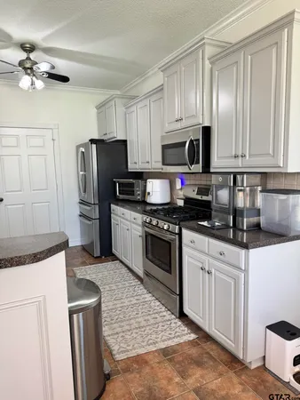 $2,050 | 3421 Iberville Drive, Tyler, TX 75701