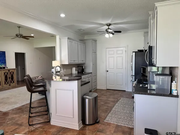 $2,050 | 3421 Iberville Drive, Tyler, TX 75701