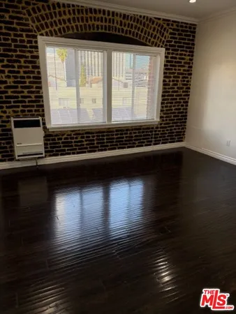 $1,395 | 738 New Hampshire Avenue, Unit 403, Los Angeles, CA 90005