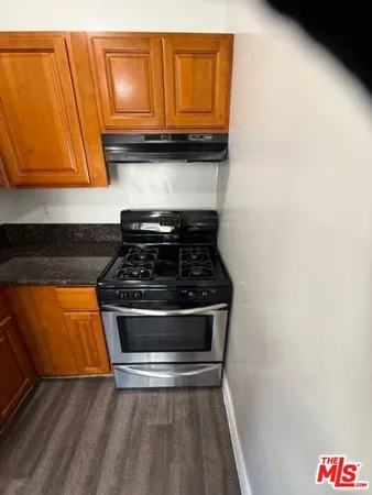 $1,395 | 738 New Hampshire Avenue, Unit 403, Los Angeles, CA 90005