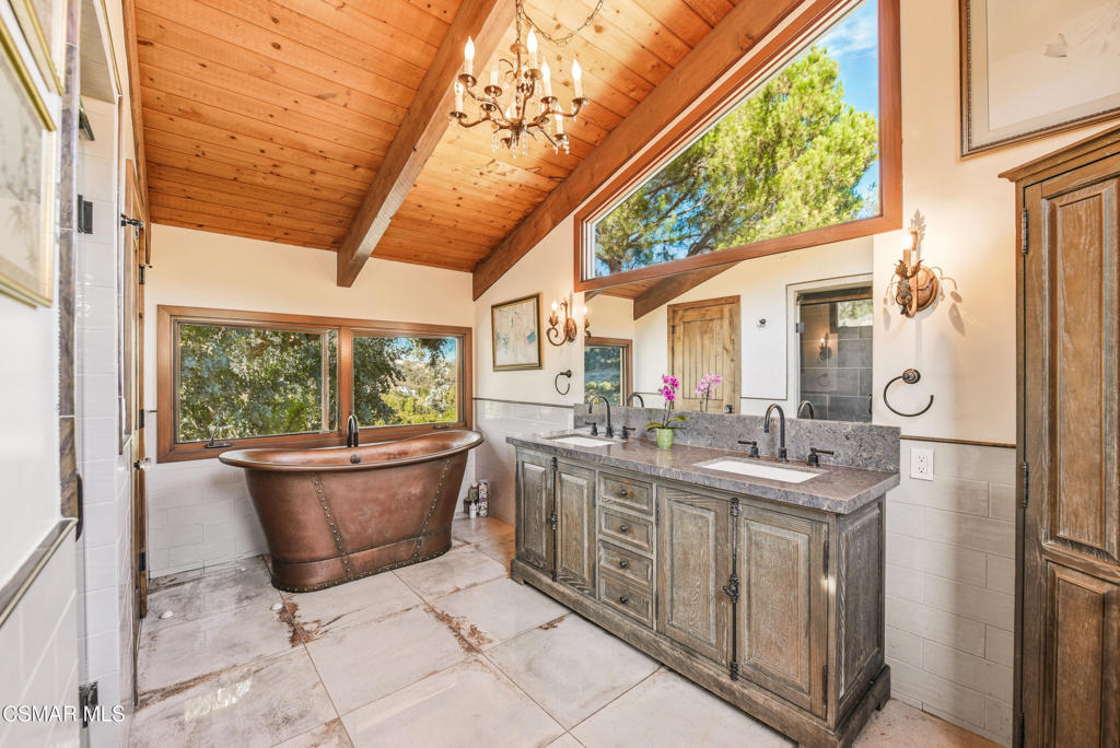 356 East Carlisle Road Thousand Oaks, CA 91361 - Photo 37 of 74