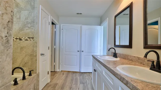 a bathroom with a tub