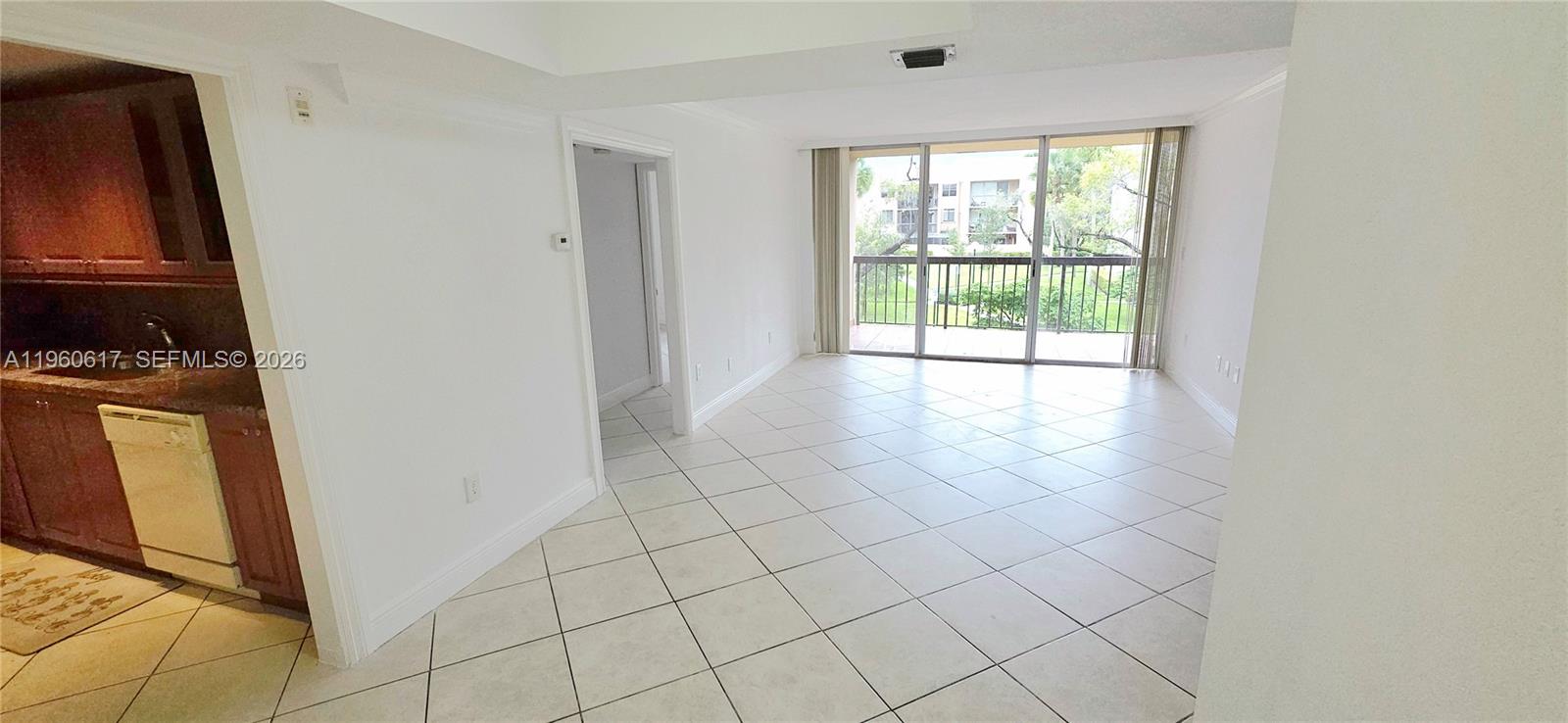 10425 Southwest 112th Avenue, Unit 219 Miami, FL 33176 - Photo 6 of 27