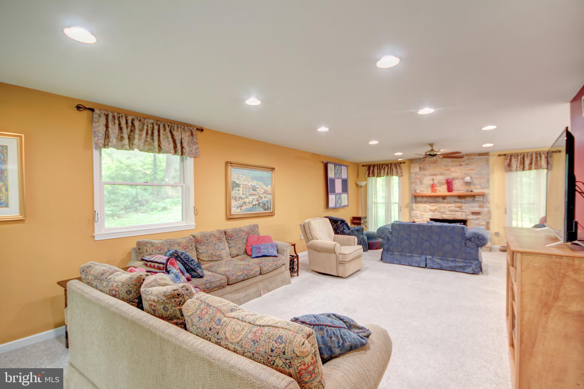 12412 Ivy Mill Road Reisterstown, MD 21136 - Photo 13 of 44 Amazing, HUGE living room