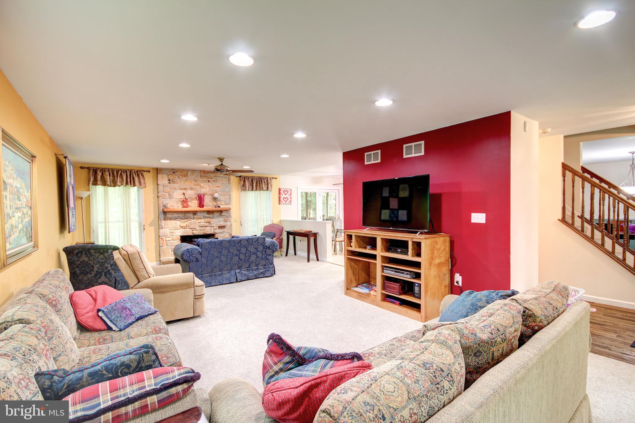 12412 Ivy Mill Road Reisterstown, MD 21136 - Photo 4 of 44 Living room seperated into 2 areas