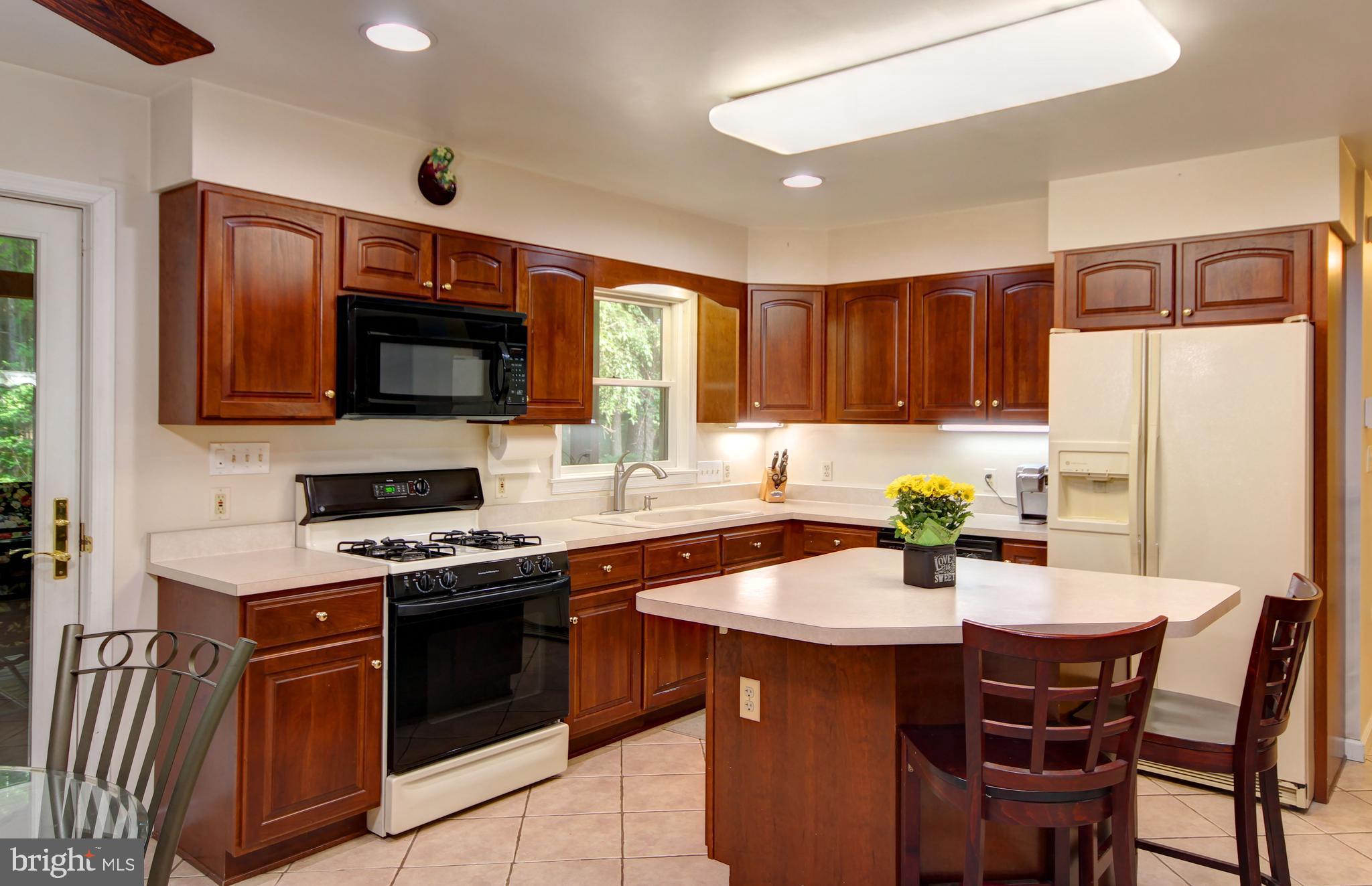 12412 Ivy Mill Road Reisterstown, MD 21136 - Photo 10 of 44 Huge kitchen with Island