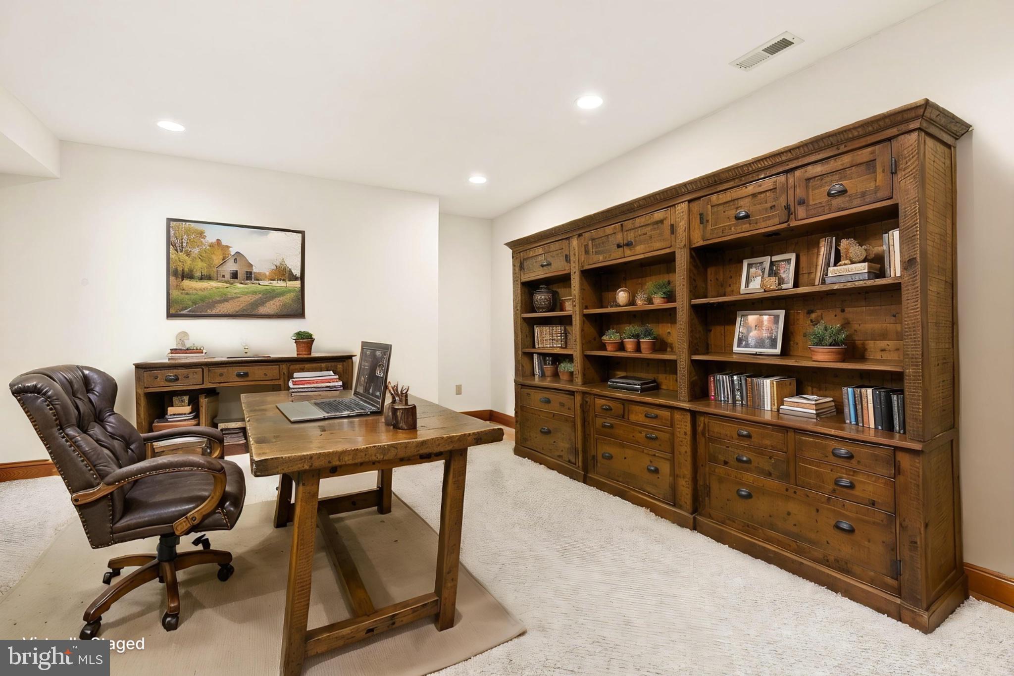 318 Duxbury Road Silver Spring, MD 20905 - Photo 35 of 58 Office Virtually Staged