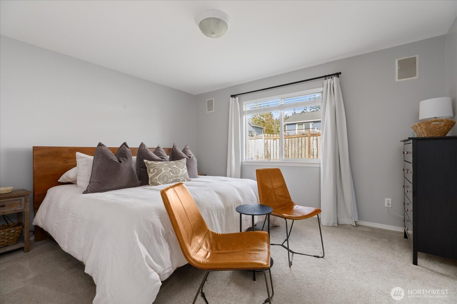 387 Southwest Stroops Drive Oak Harbor, WA 98277 - Photo 17 of 32