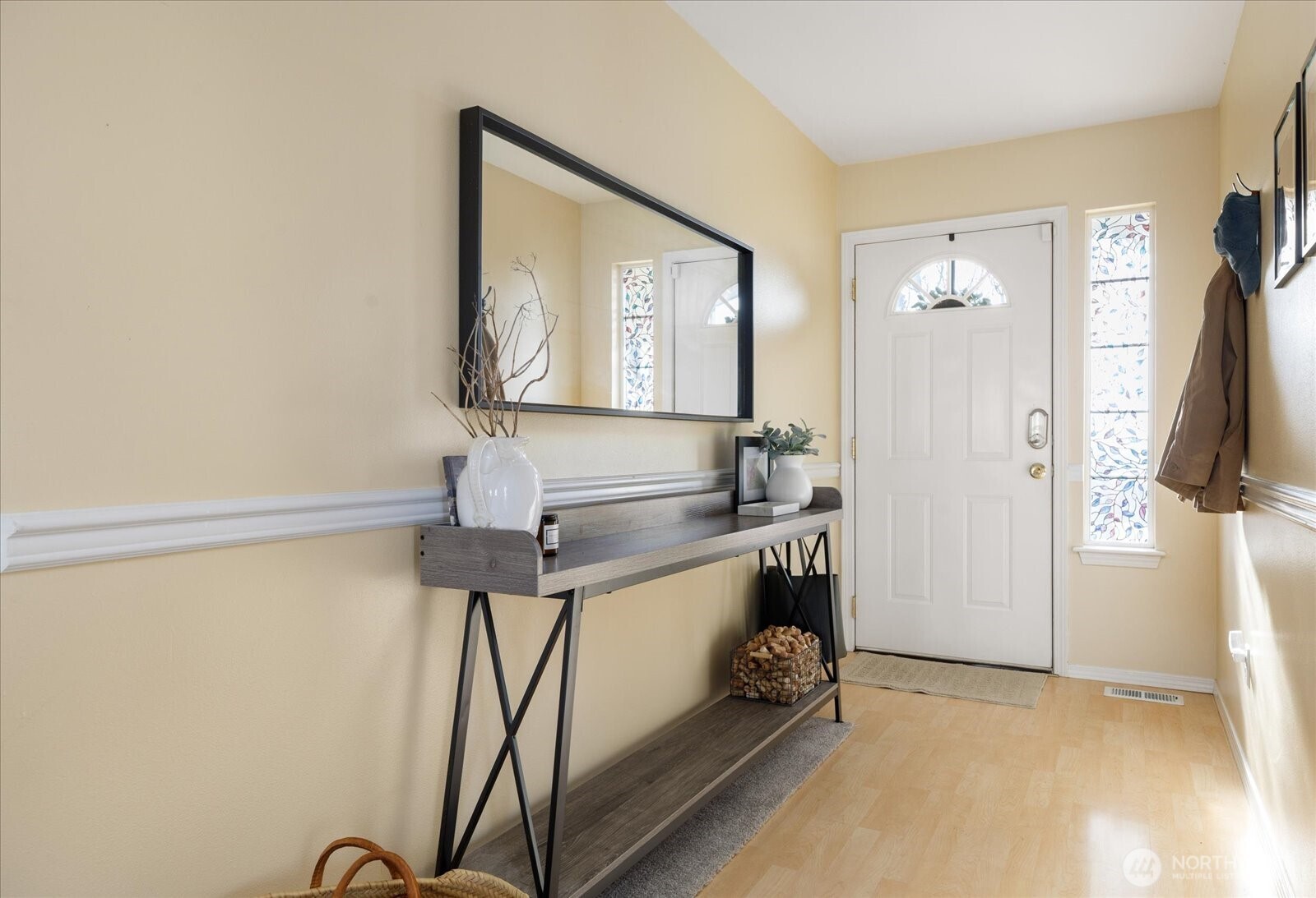 387 Southwest Stroops Drive Oak Harbor, WA 98277 - Photo 4 of 32