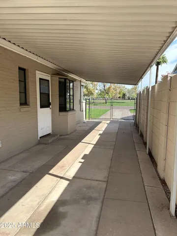 $3,650 | 1315 West Holly Street, Phoenix, AZ 85007