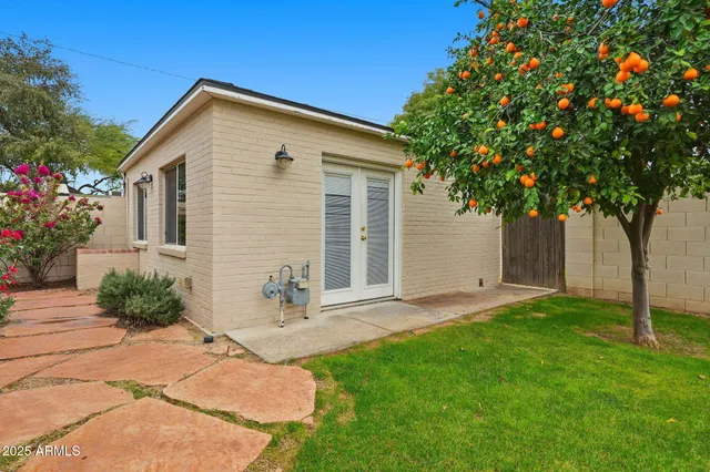 $3,650 | 1315 West Holly Street, Phoenix, AZ 85007