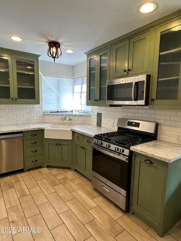 $3,650 | 1315 West Holly Street, Phoenix, AZ 85007