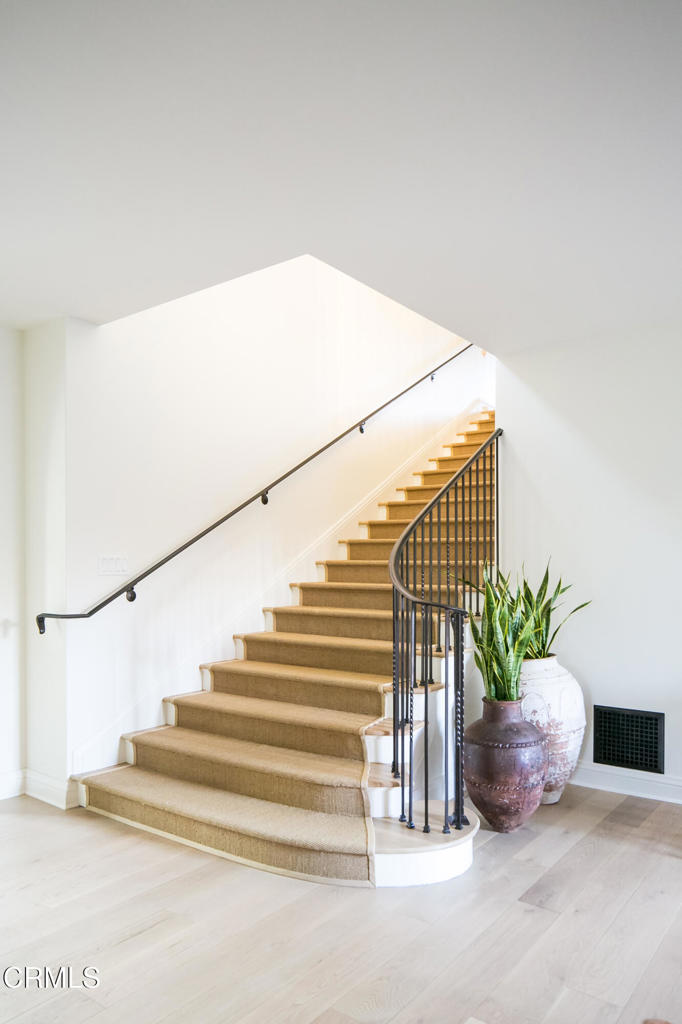 233 Hillside Road South Pasadena, CA 91030 - Photo 42 of 64 a view of entryway