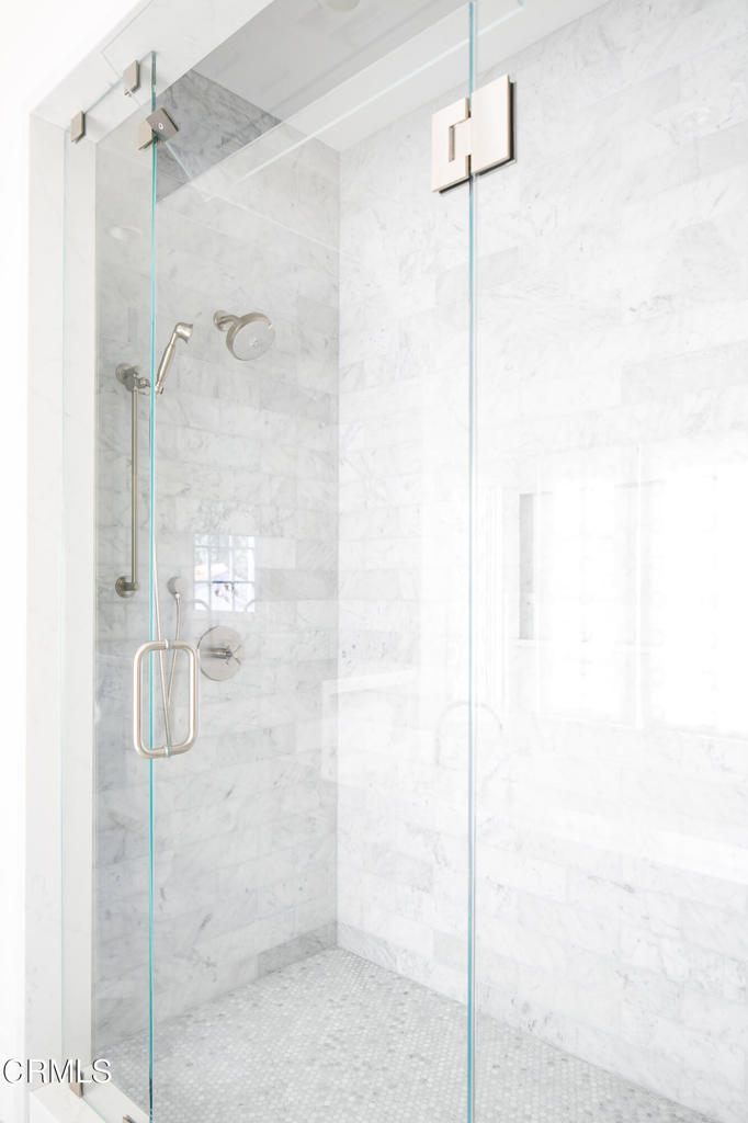 233 Hillside Road South Pasadena, CA 91030 - Photo 48 of 64 a bathroom with a shower