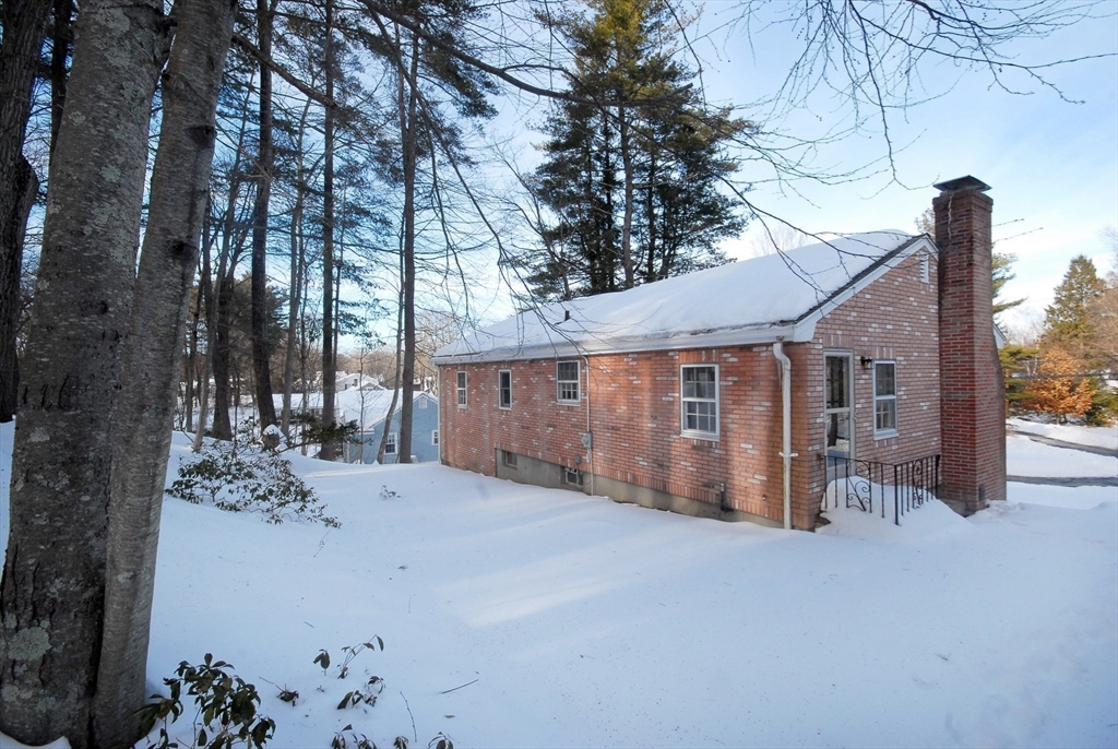 62 Edgewood Road Concord, MA 01742 - Photo 13 of 22