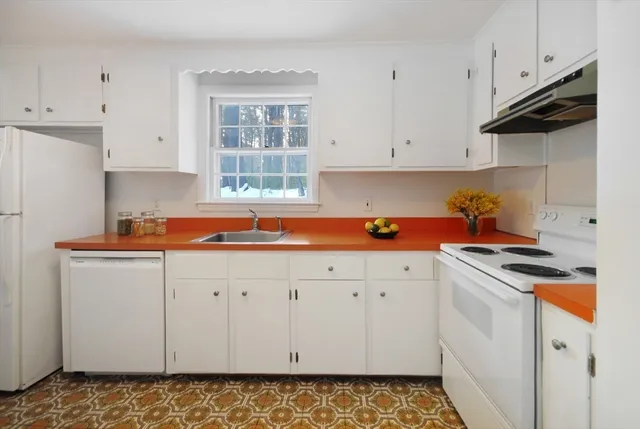 $769,000 | 62 Edgewood Road, Concord, MA 01742