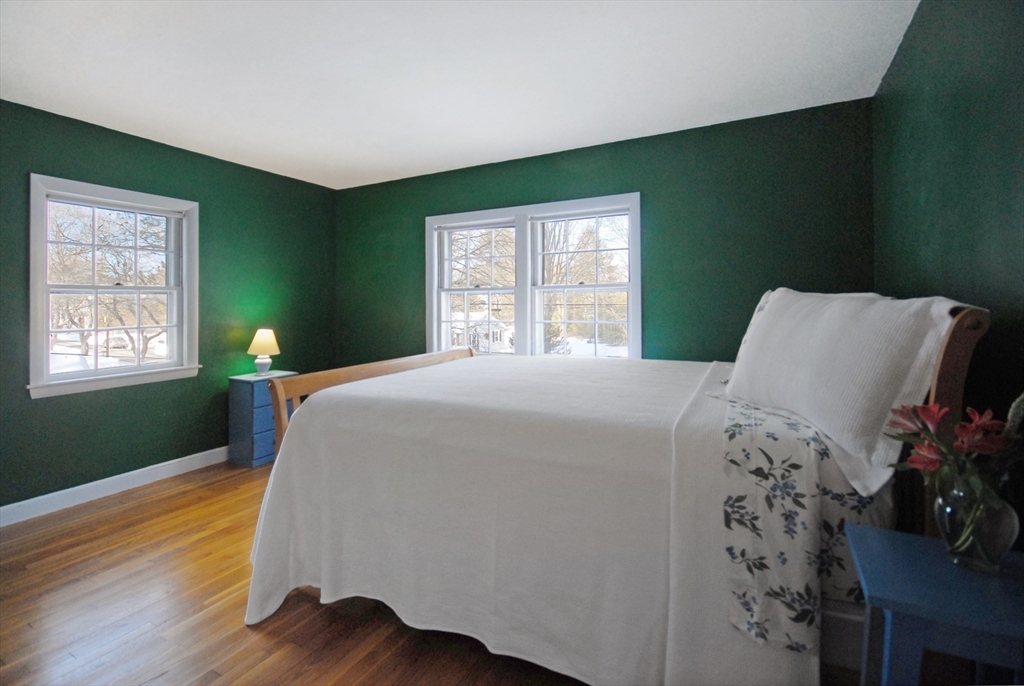 62 Edgewood Road Concord, MA 01742 - Photo 9 of 22