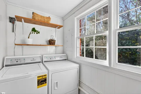 $425,000 | 308 Beechwood Drive, Spartanburg, SC 29307