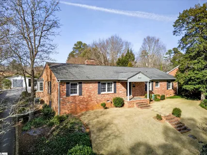 $425,000 | 308 Beechwood Drive, Spartanburg, SC 29307