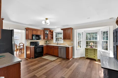 $425,000 | 308 Beechwood Drive, Spartanburg, SC 29307