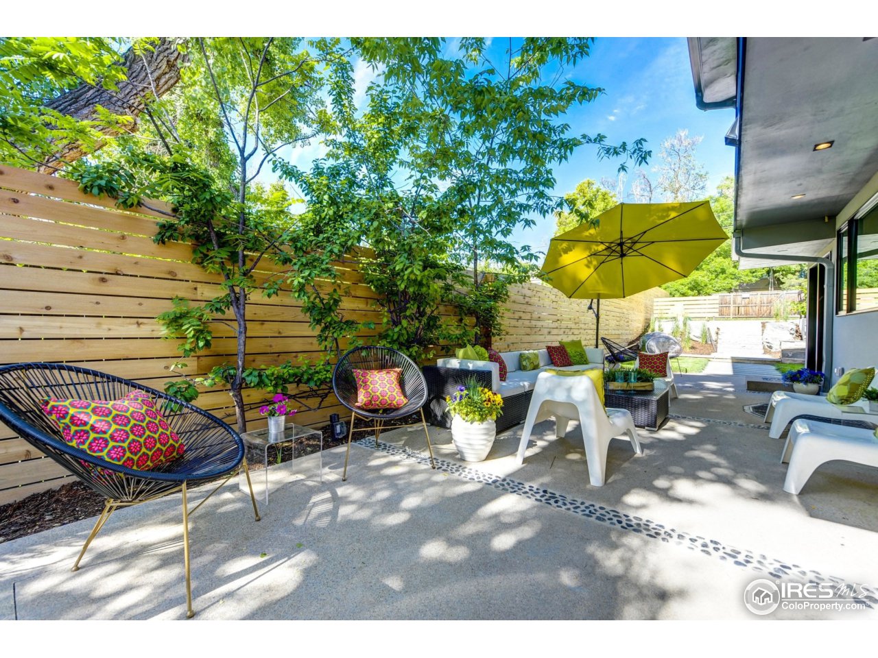 2725 6th Street Boulder, CO 80304 - Photo 30 of 40 a view of a chairs and tables in the patio