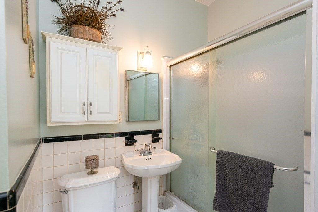 6 Hancock Street Everett, MA 02149 - Photo 20 of 40