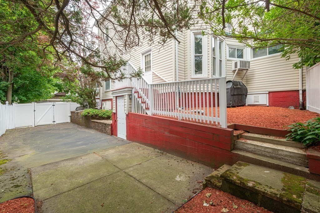 6 Hancock Street Everett, MA 02149 - Photo 36 of 40