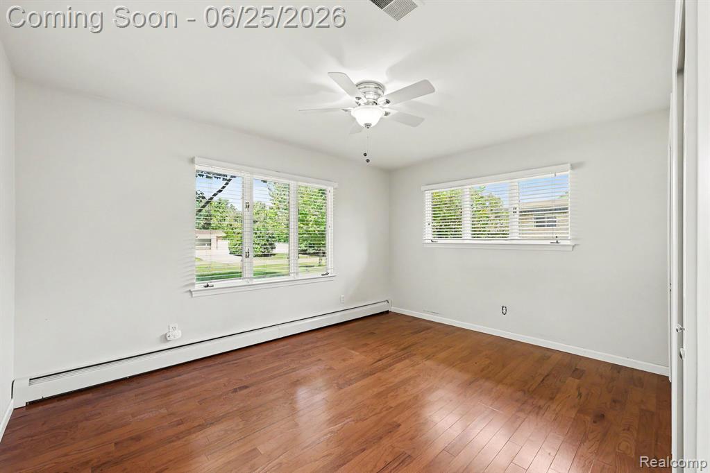 3750 Beach Road Troy, MI 48084 - Photo 17 of 27