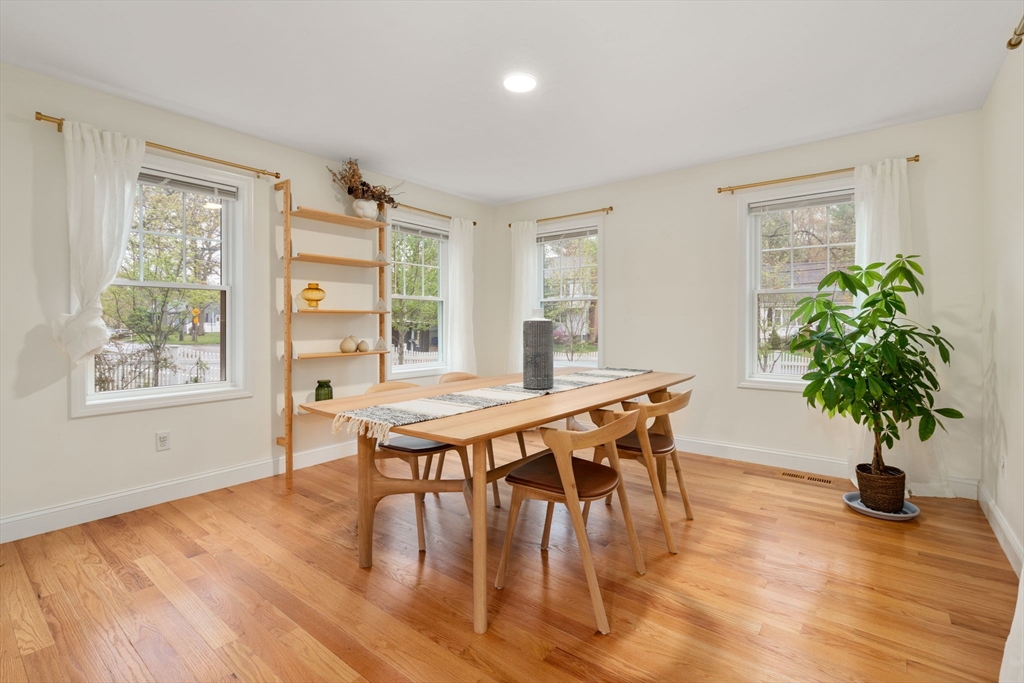 97 Batchelder Road Reading, MA 01867 - Photo 18 of 40