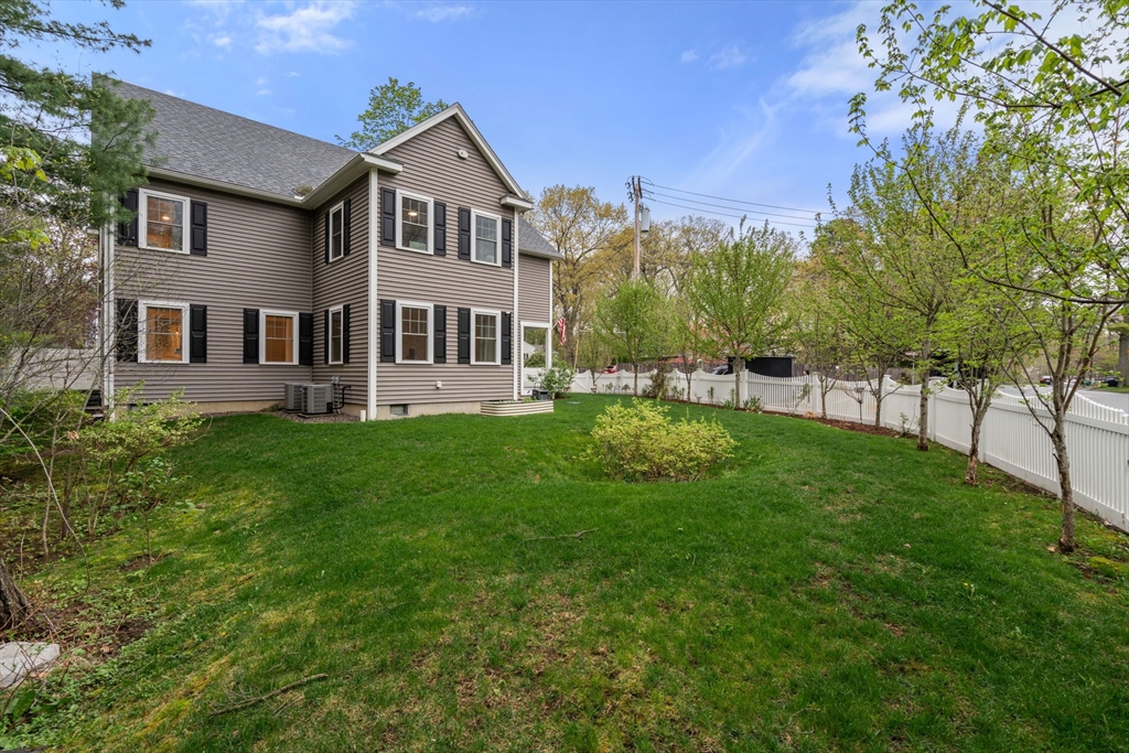 97 Batchelder Road Reading, MA 01867 - Photo 37 of 40
