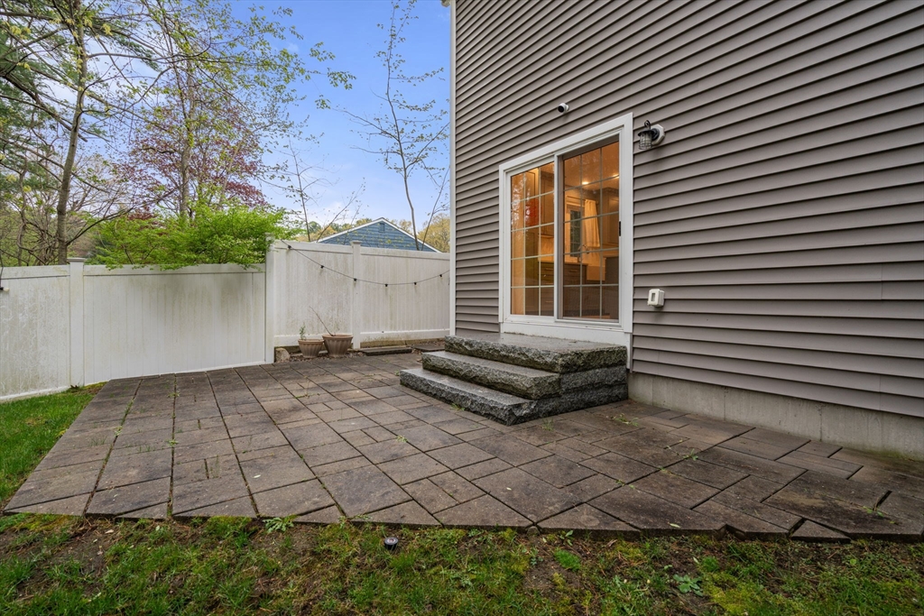 97 Batchelder Road Reading, MA 01867 - Photo 38 of 40