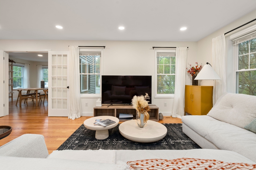 97 Batchelder Road Reading, MA 01867 - Photo 7 of 40