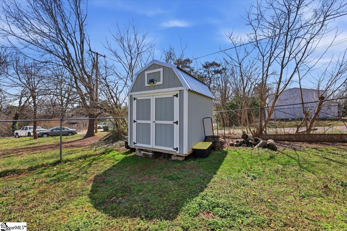 8 Circle Street Travelers Rest, SC 29690 - Photo 29 of 37