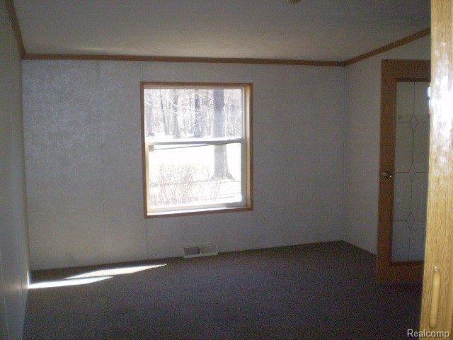 4735 Hough Road Dryden, MI 48428 - Photo 3 of 9 Hough Living Room.jpg