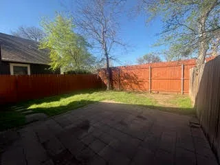 $3,500 | 2604 West 8th Street, Unit A, Austin, TX 78703