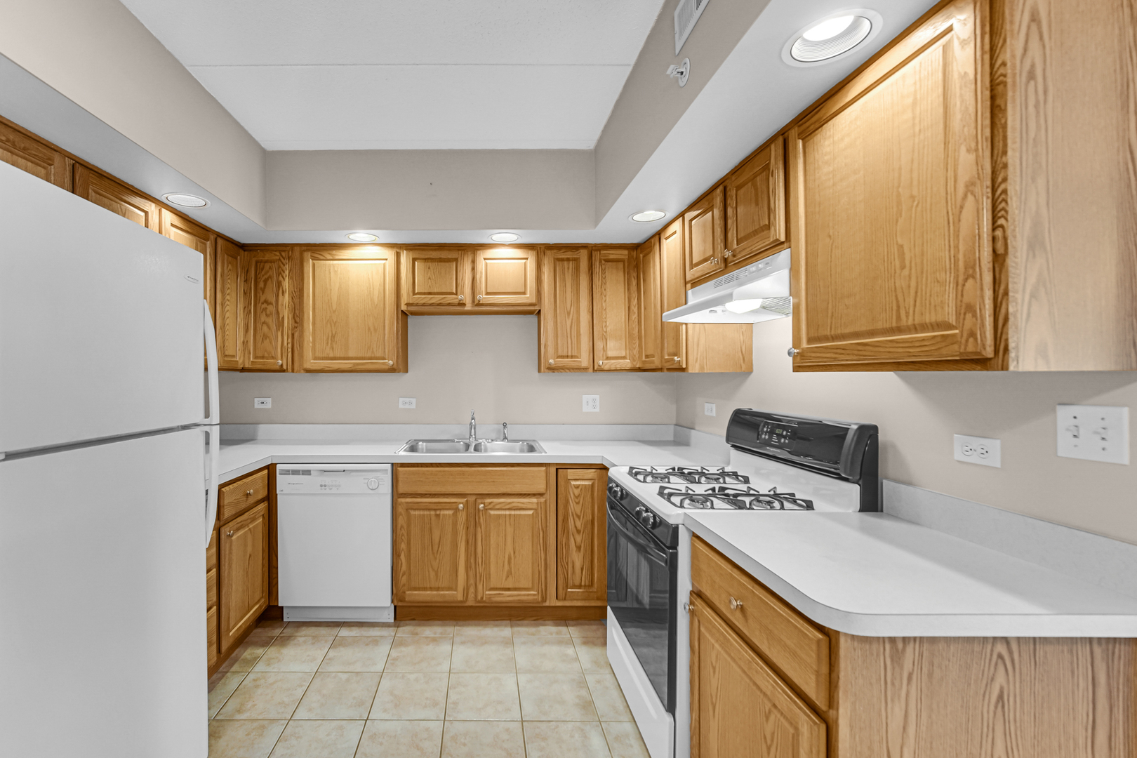 18216 Lange Street, Unit 2B Lansing, IL 60438 - Photo 11 of 21