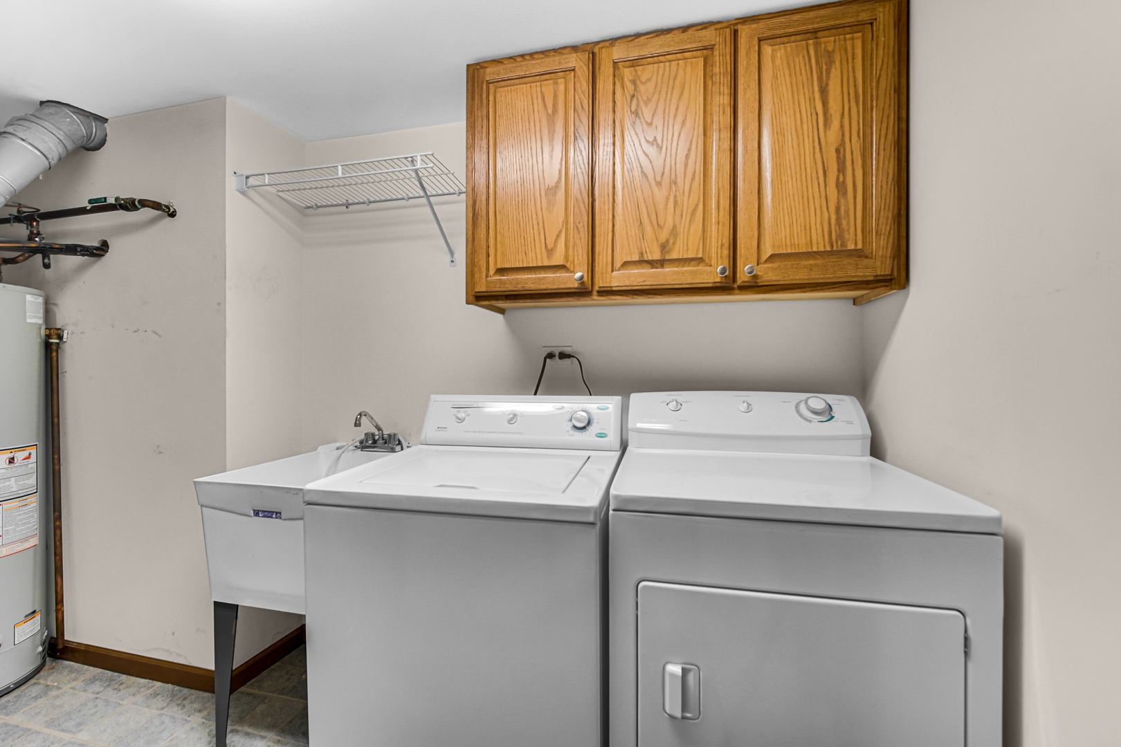 18216 Lange Street, Unit 2B Lansing, IL 60438 - Photo 18 of 21