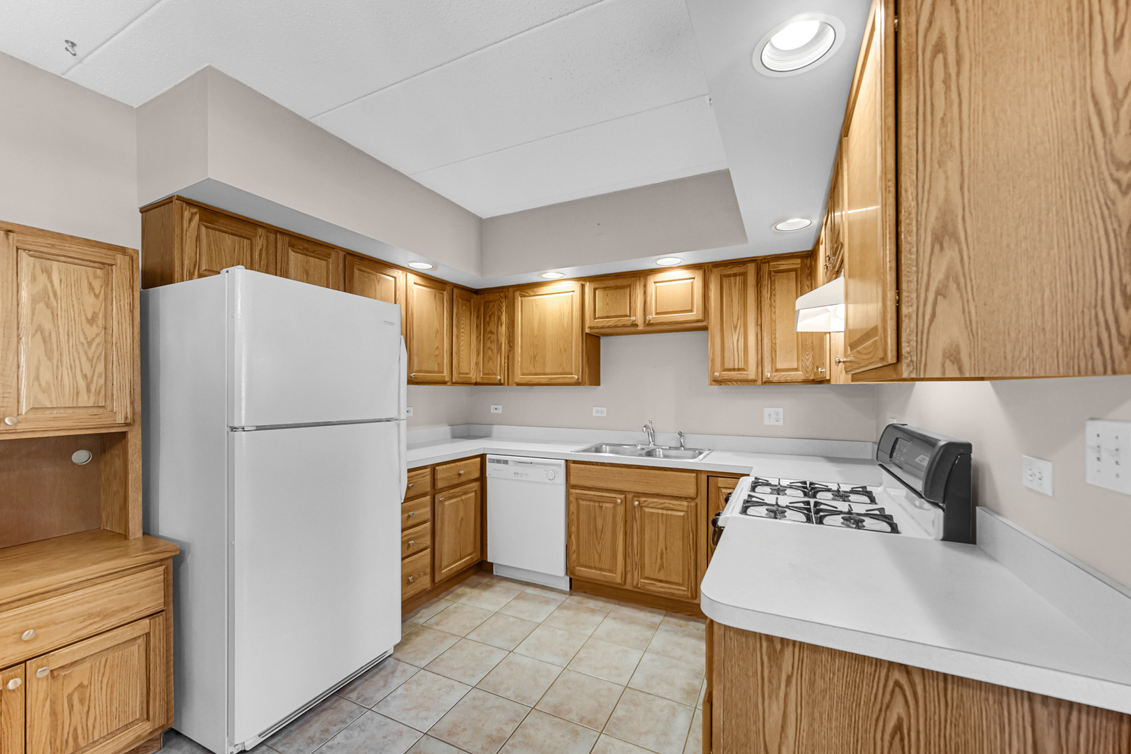 18216 Lange Street, Unit 2B Lansing, IL 60438 - Photo 10 of 21