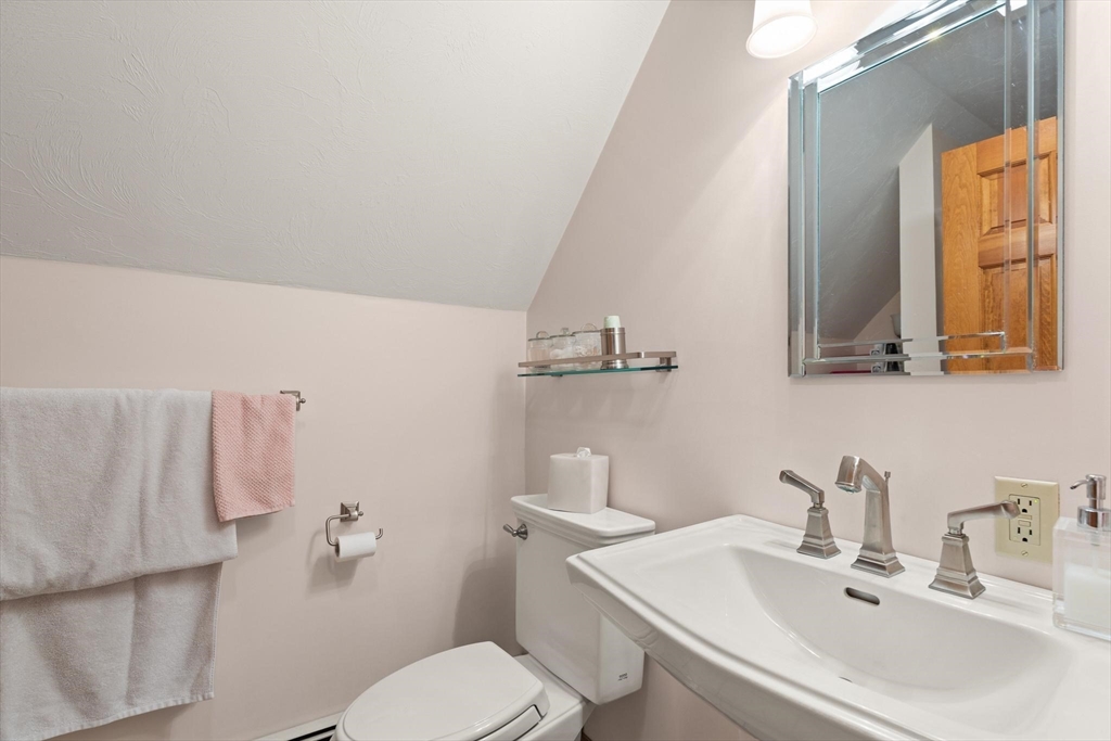 7 Leland Hill Road Grafton, MA 01560 - Photo 12 of 18