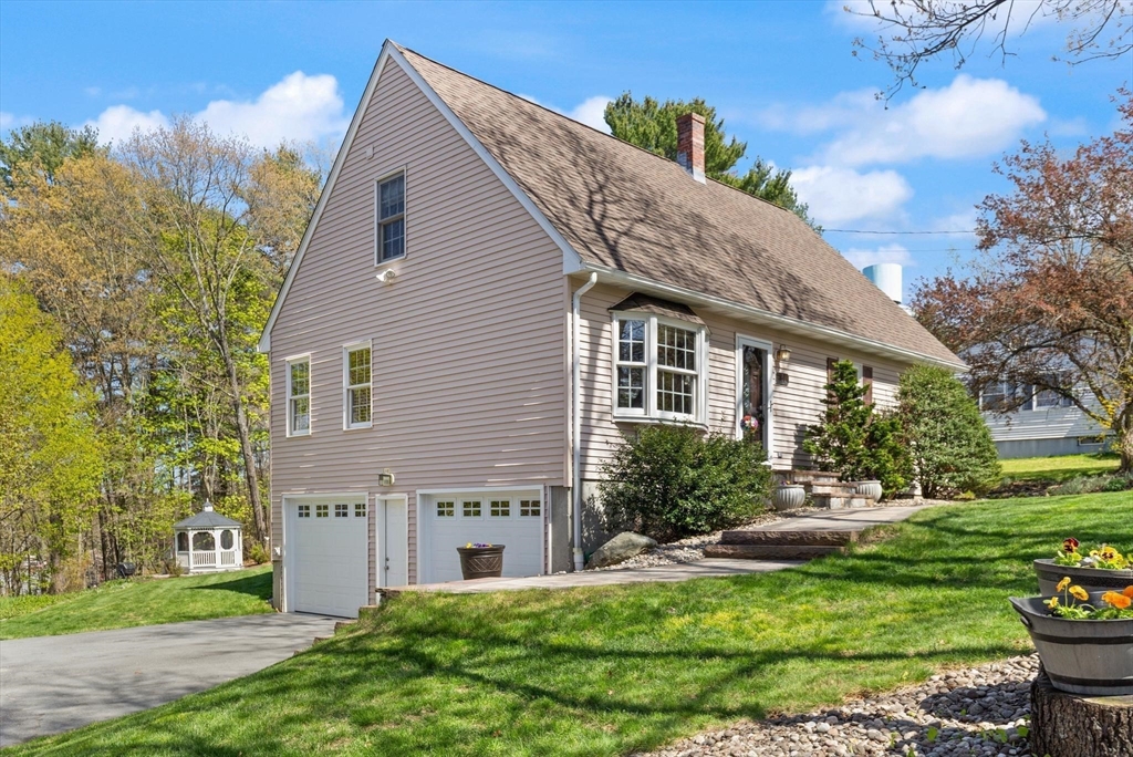 7 Leland Hill Road Grafton, MA 01560 - Photo 14 of 18
