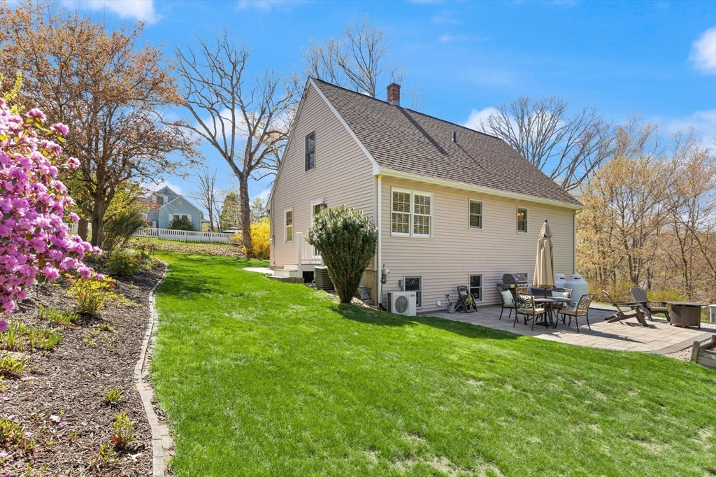 7 Leland Hill Road Grafton, MA 01560 - Photo 16 of 18