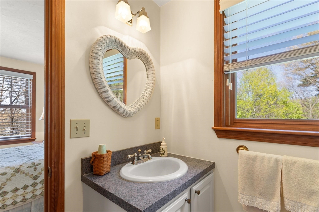 7 Leland Hill Road Grafton, MA 01560 - Photo 8 of 18