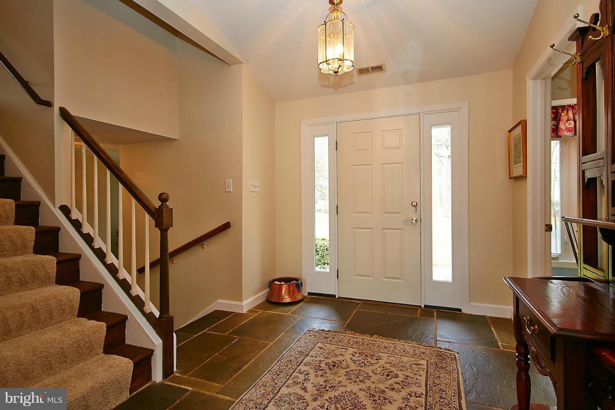17189 Clarksridge Road Leesburg, VA 20176 - Photo 2 of 30 ENTRY