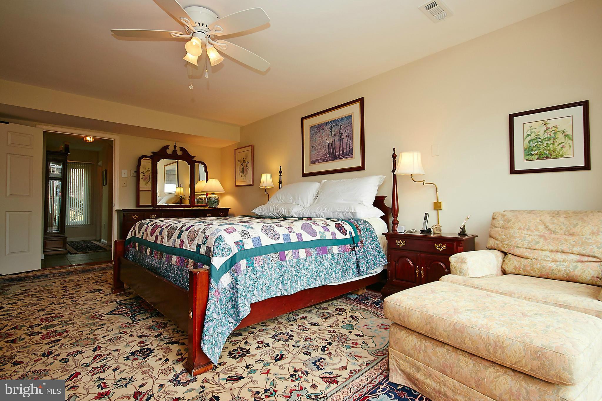 17189 Clarksridge Road Leesburg, VA 20176 - Photo 14 of 30 MASTER BEDROOM