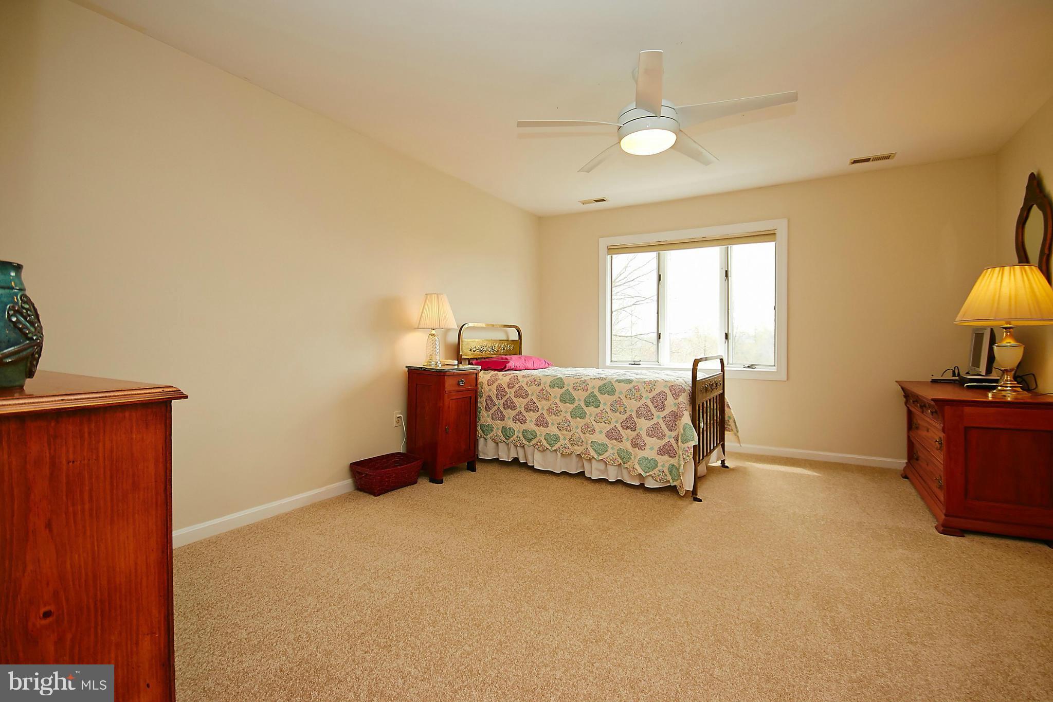 17189 Clarksridge Road Leesburg, VA 20176 - Photo 16 of 30 BEDROOM 2